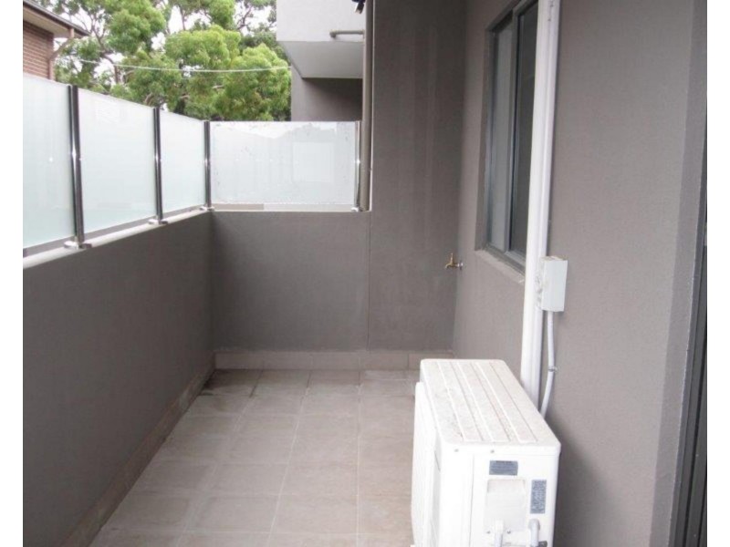 3/19 Close Avenue, Dandenong VIC 3175