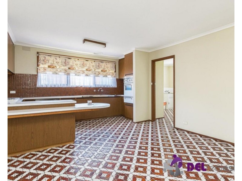 5 Rawdon Hill Drive, Dandenong North VIC 3175