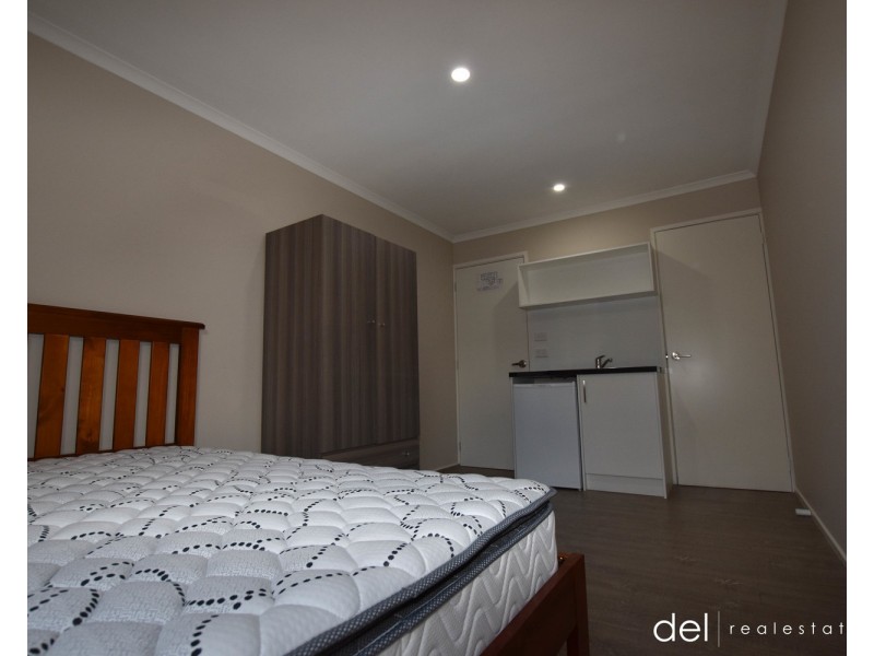 3/34 Jarvis Crescent, Dandenong North VIC 3175
