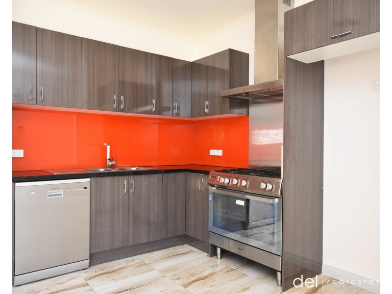 2/3A Mollison Street, Dandenong North VIC 3175