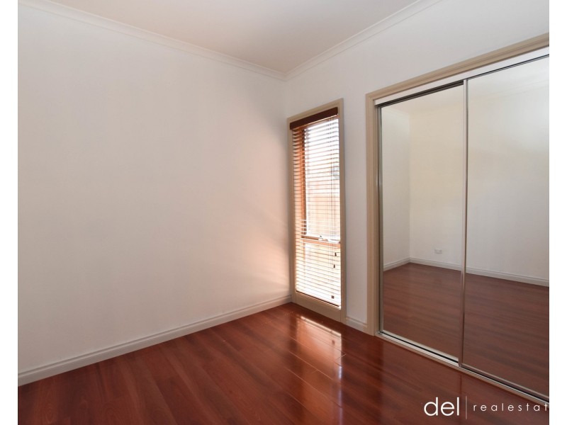 2/3A Mollison Street, Dandenong North VIC 3175