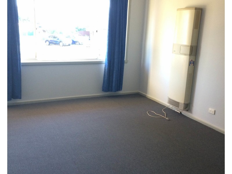 2/6 Hall Court, Dandenong VIC 3175