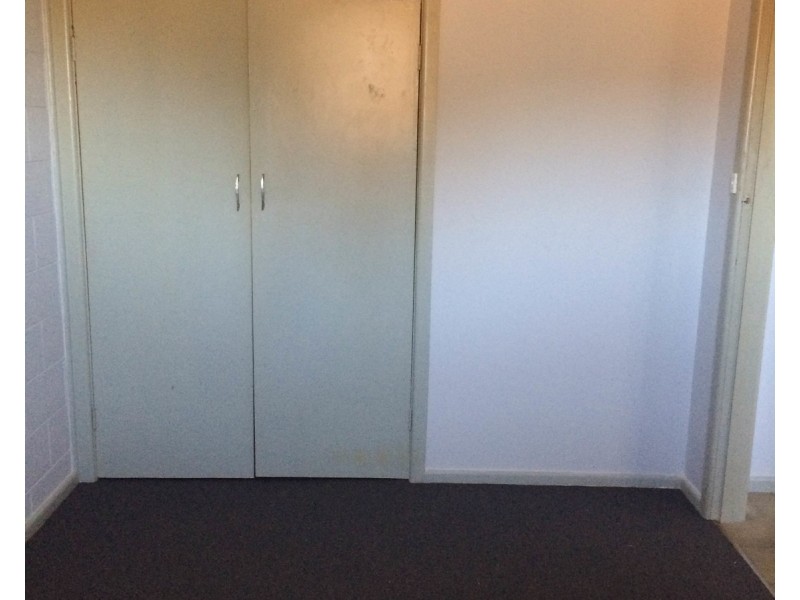 2/6 Hall Court, Dandenong VIC 3175