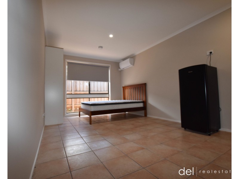 4/34 Jarvis Crescent, Dandenong North VIC 3175