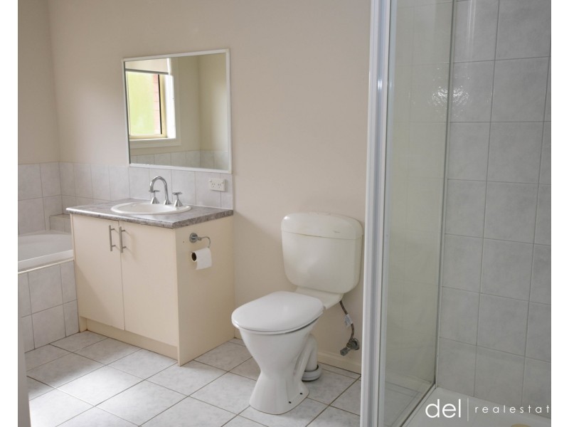2 Carnation Court, Endeavour Hills VIC 3802