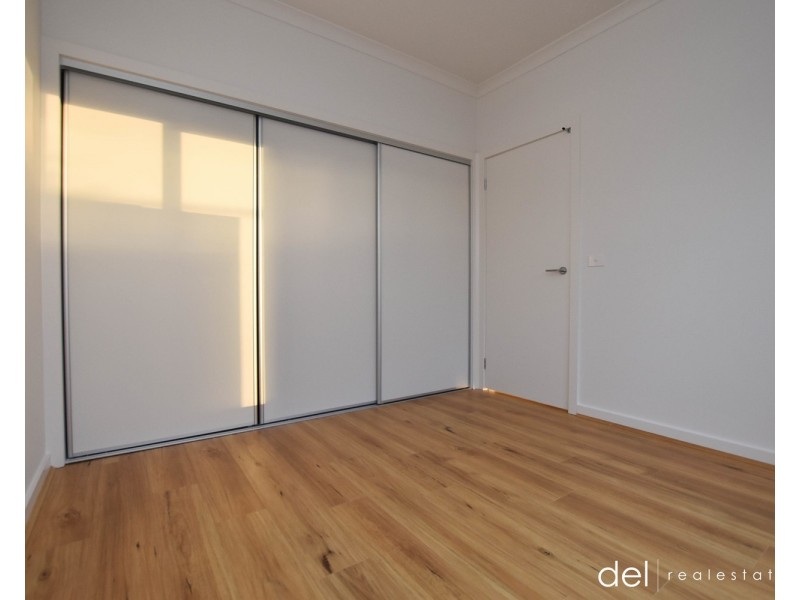 24 Campbell Drive, Hampton Park VIC 3976