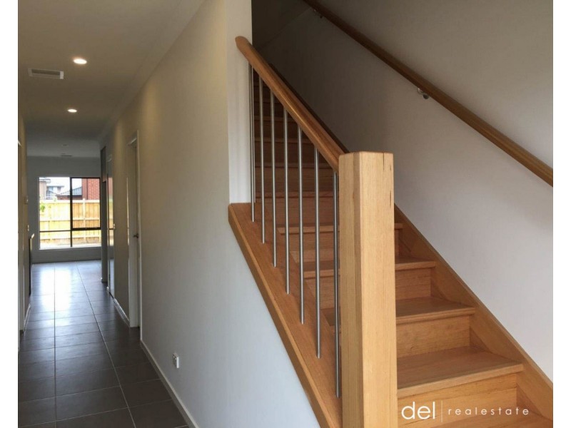 6 Colville Crescent, Keysborough VIC 3173