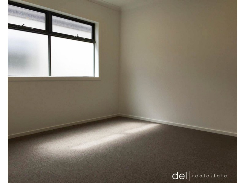 6 Colville Crescent, Keysborough VIC 3173