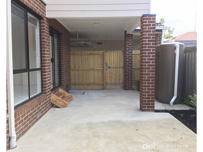 2/13 Purdy Avenue, Dandenong VIC 3175