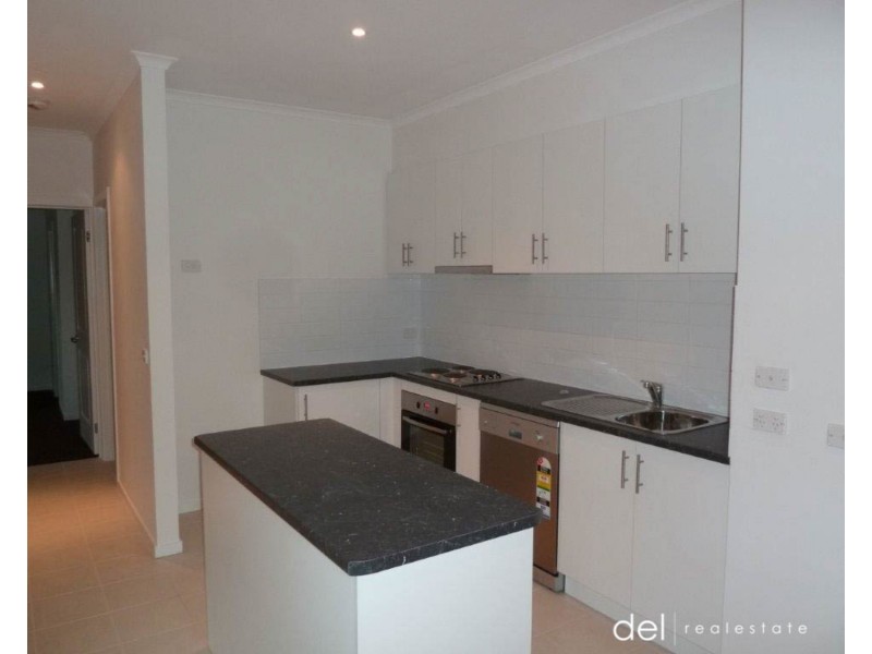 4/19 Close Avenue, Dandenong VIC 3175