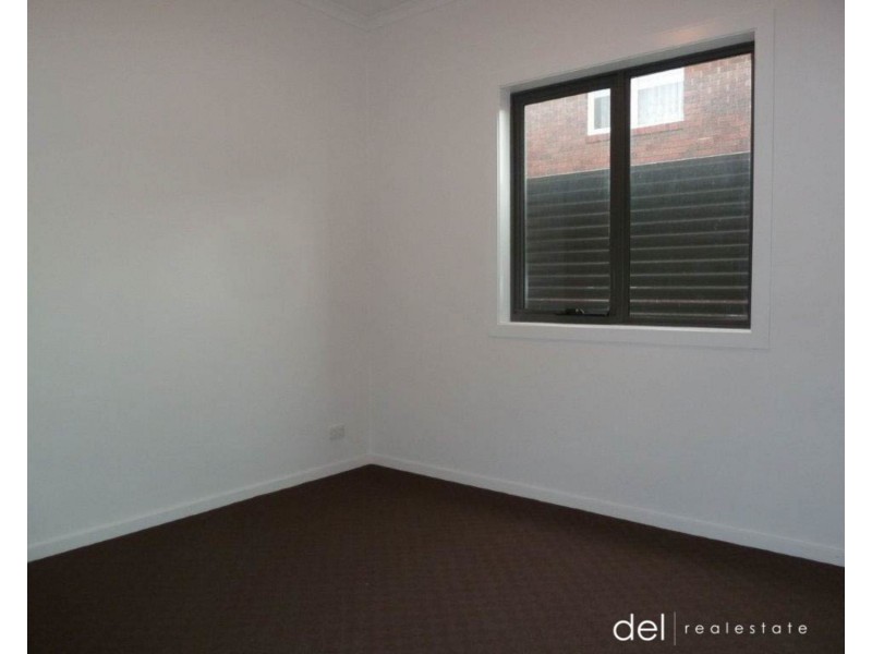 4/19 Close Avenue, Dandenong VIC 3175