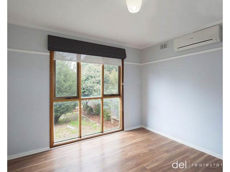 1/5 Warbla Street, Dandenong North VIC 3175