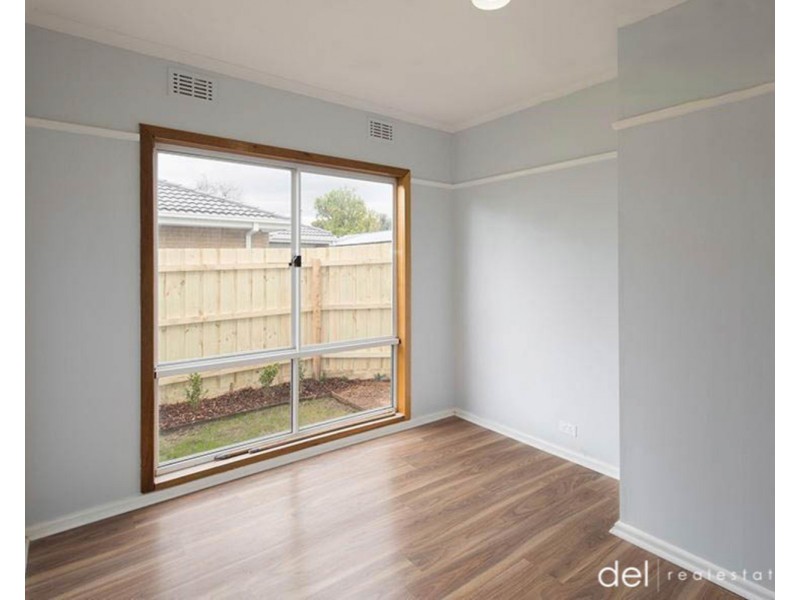 1/5 Warbla Street, Dandenong North VIC 3175