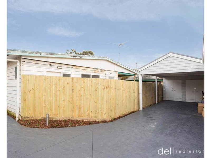 1/5 Warbla Street, Dandenong North VIC 3175