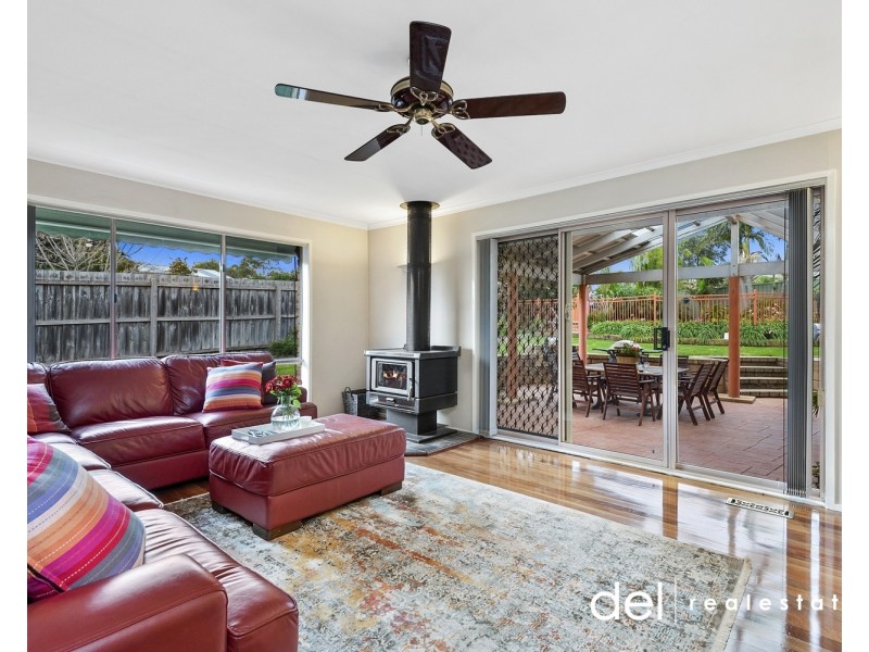 5 Reynolds Court, Endeavour Hills VIC 3802