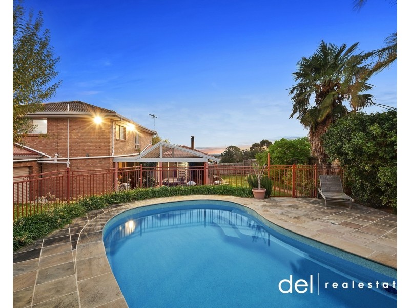 5 Reynolds Court, Endeavour Hills VIC 3802
