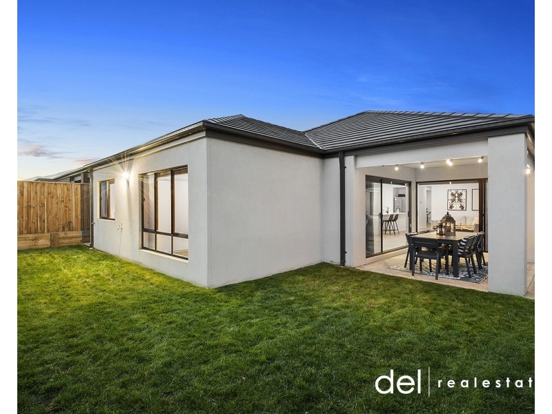 27 Abundance Circuit, Clyde VIC 3978