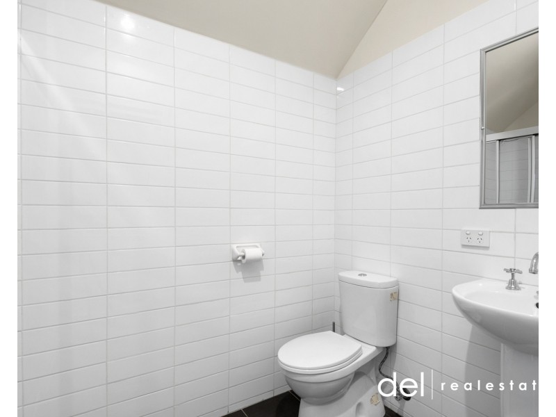 3/11 Laburnum Grove, Doveton VIC 3177