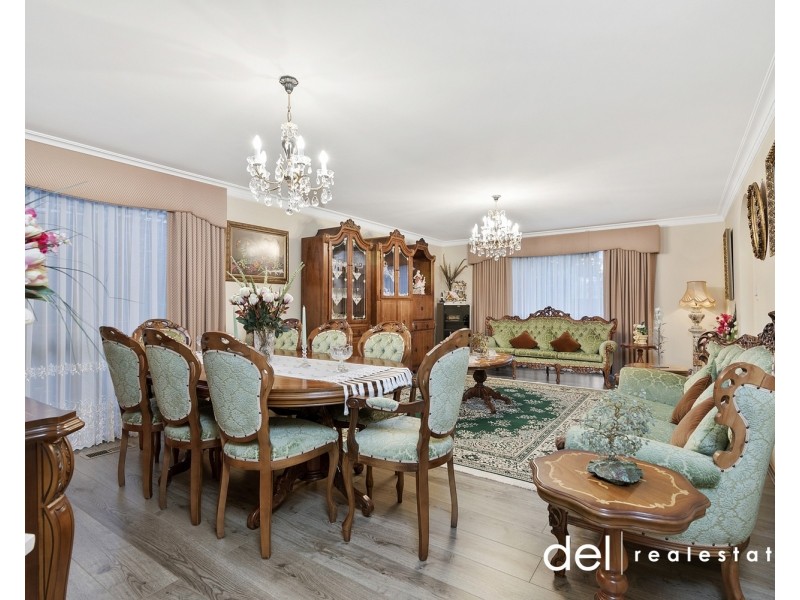 308 James Cook Drive, Endeavour Hills VIC 3802