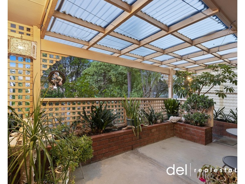 308 James Cook Drive, Endeavour Hills VIC 3802