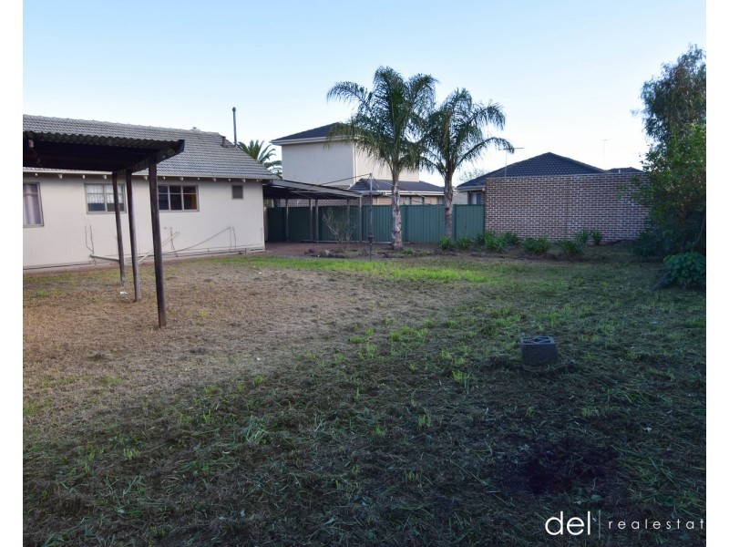 10 Prunus Grove, Doveton VIC 3177