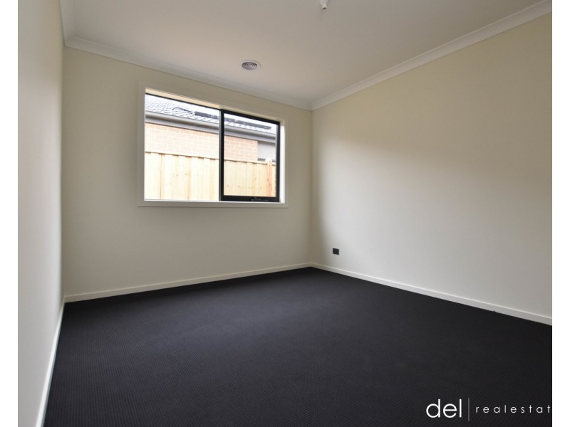 3 Castra Avenue, Clyde VIC 3978