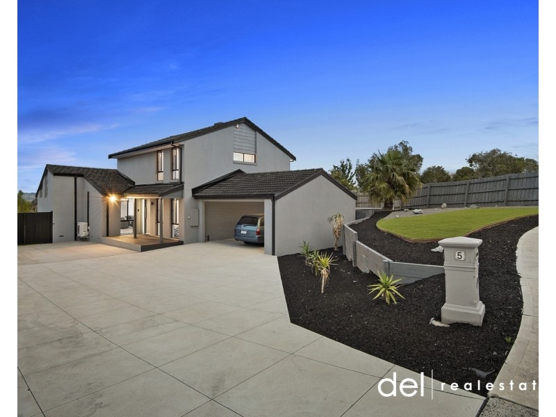 5 Warburton Court, Endeavour Hills VIC 3802