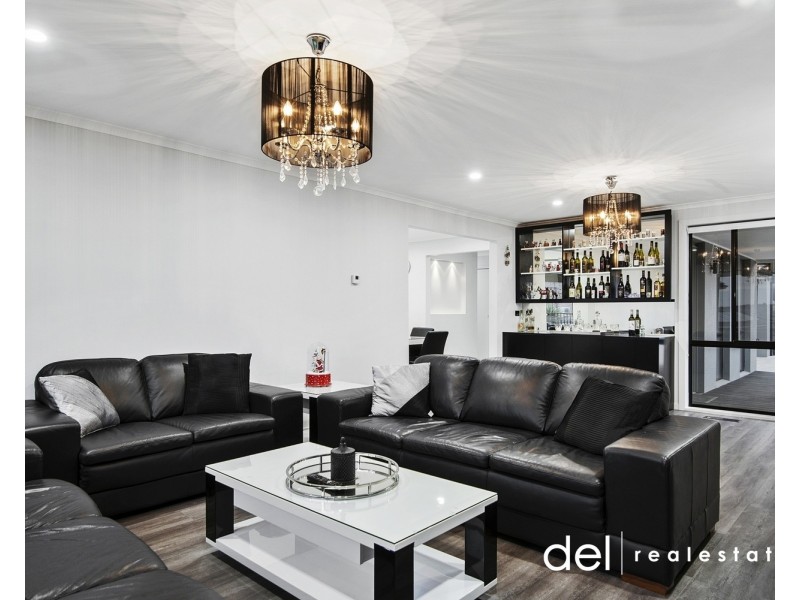 5 Warburton Court, Endeavour Hills VIC 3802