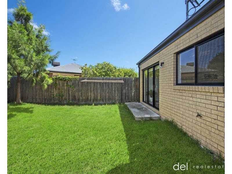 3/40 Liquidamber Street, Doveton VIC 3177
