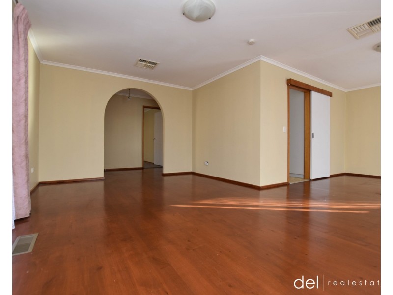 27 Eyebright Square, Hallam VIC 3803