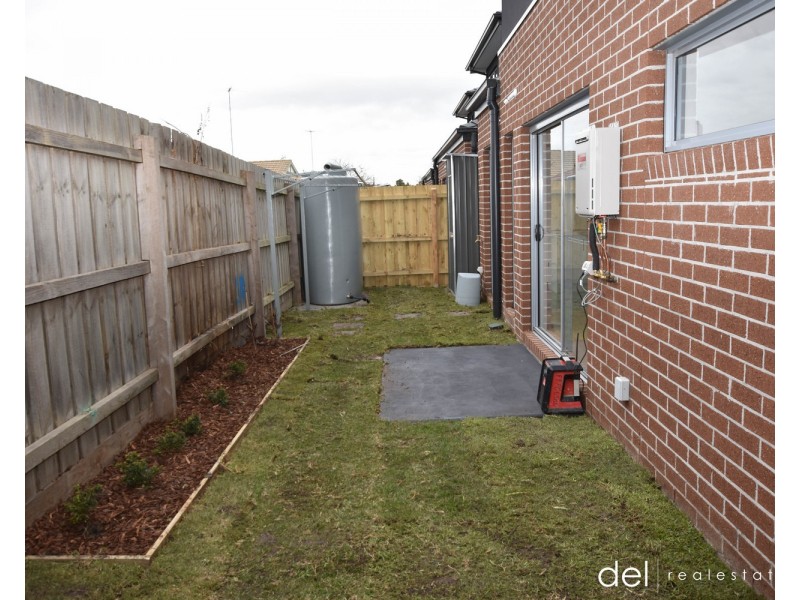 1A The Birches, Doveton VIC 3177