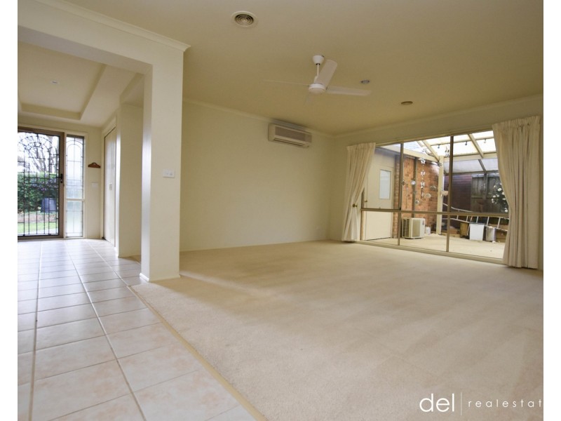 57 Streeton Way, Berwick VIC 3806