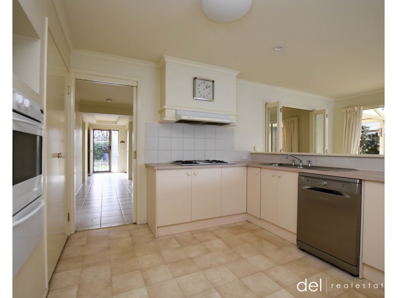 57 Streeton Way, Berwick VIC 3806