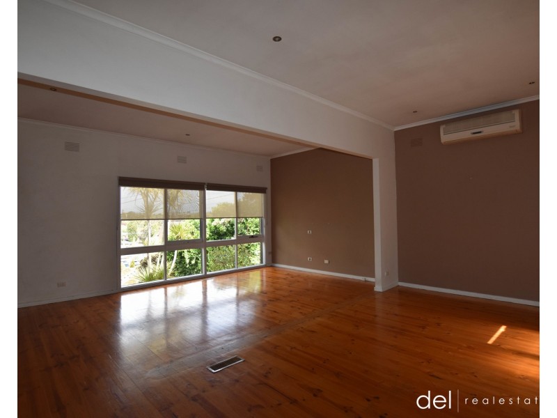 34 Burchall Grove, Dandenong North VIC 3175