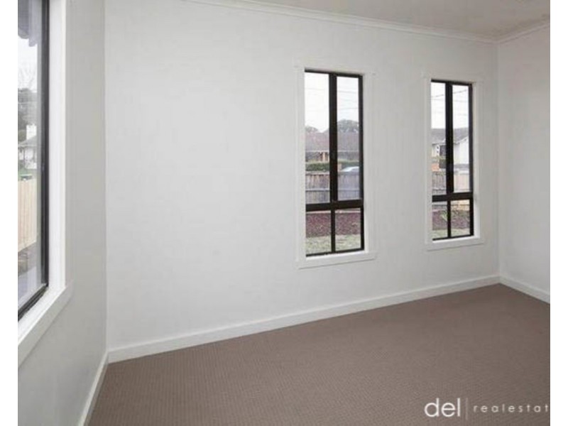 10 Wattle Drive, Doveton VIC 3177