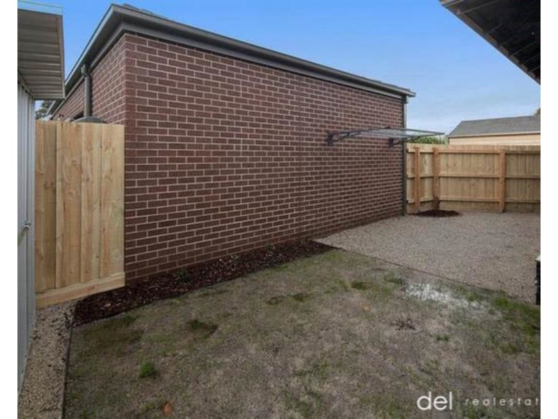 10 Wattle Drive, Doveton VIC 3177