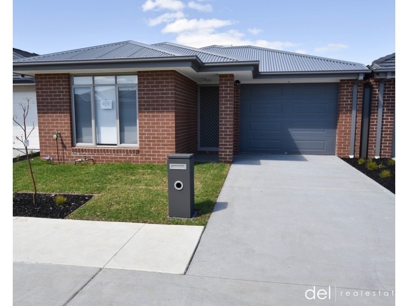 7 Naso Place, Clyde VIC 3978