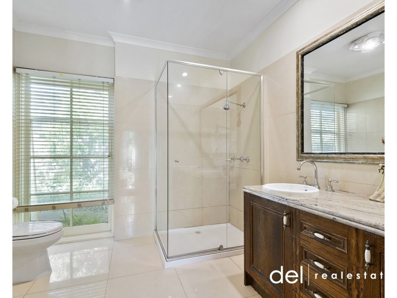 28 Glen Shian Lane, Mount Eliza VIC 3930
