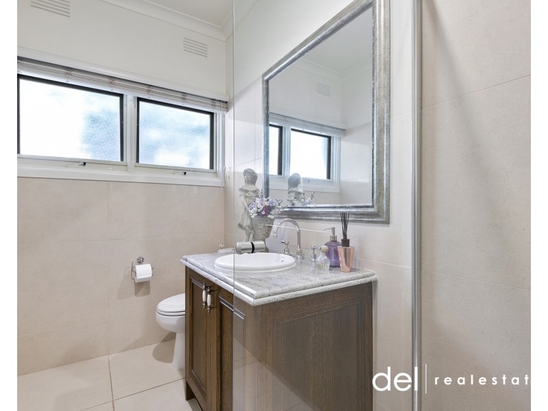 28 Glen Shian Lane, Mount Eliza VIC 3930