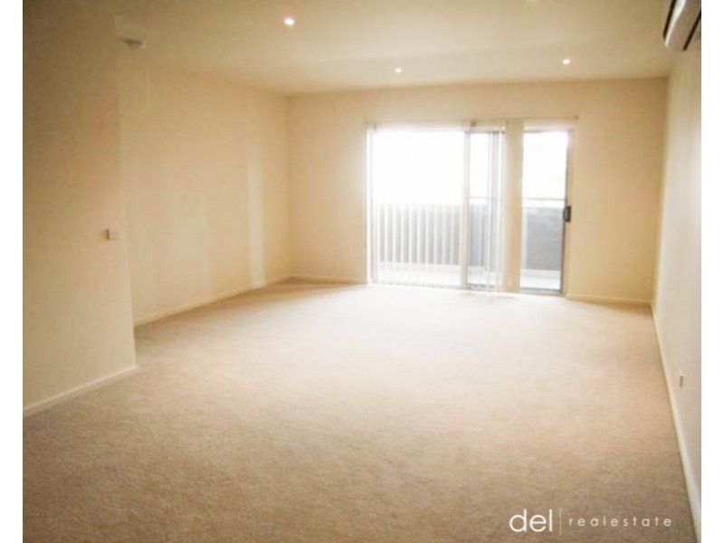 6/2-4 Hutton Street, Dandenong VIC 3175