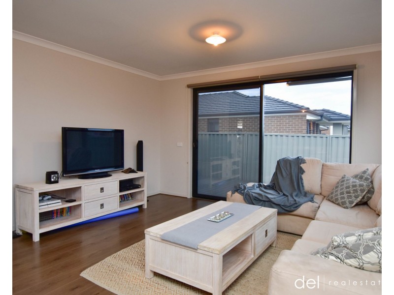 19 Brittle Gum Road, Cranbourne East VIC 3977