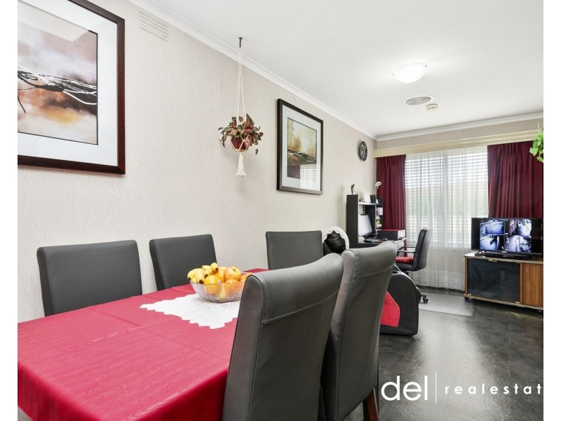 13 Devira Street, Dandenong North VIC 3175