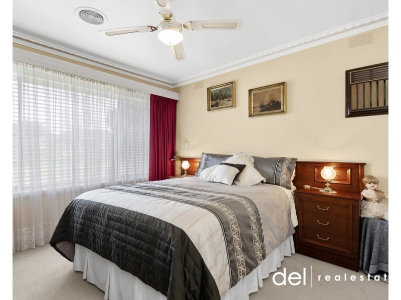 13 Devira Street, Dandenong North VIC 3175