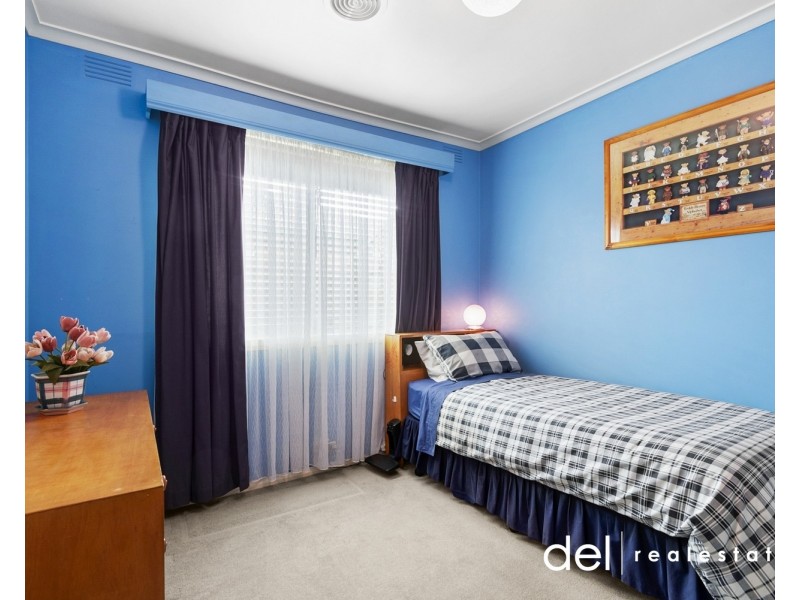 13 Devira Street, Dandenong North VIC 3175