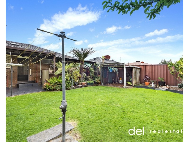 13 Devira Street, Dandenong North VIC 3175