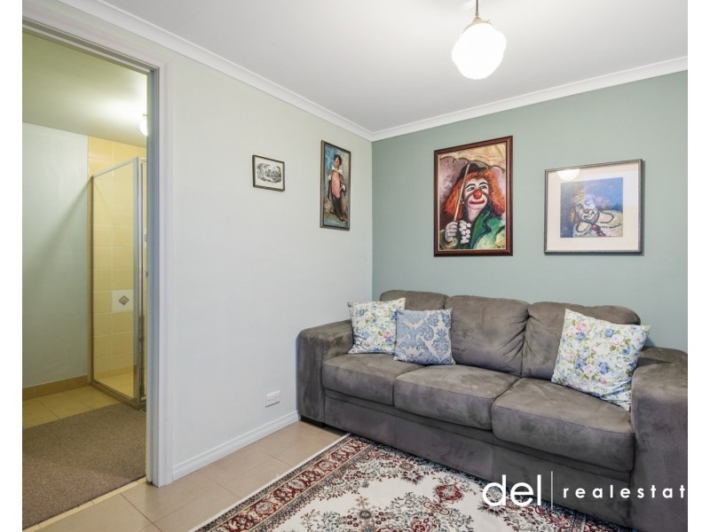 8 Gumbuya Close, Eumemmerring VIC 3177