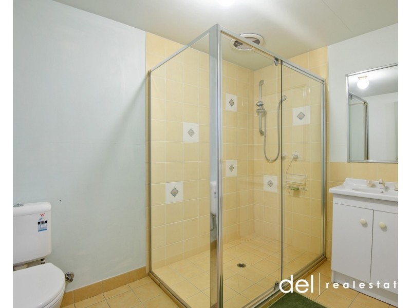 8 Gumbuya Close, Eumemmerring VIC 3177