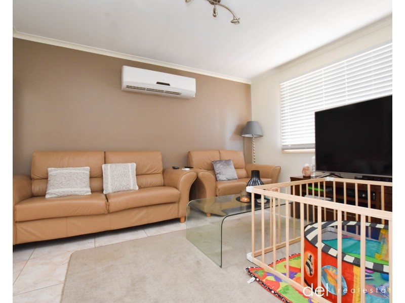 1/2 Birch Avenue, Dandenong North VIC 3175