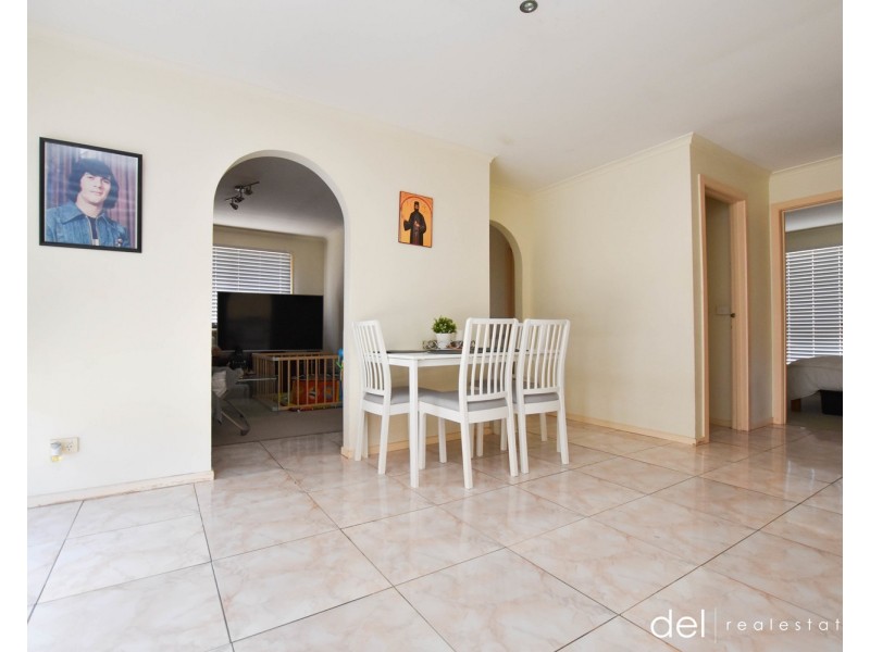 1/2 Birch Avenue, Dandenong North VIC 3175