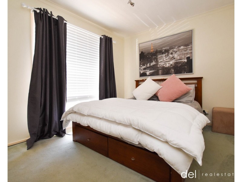 1/2 Birch Avenue, Dandenong North VIC 3175